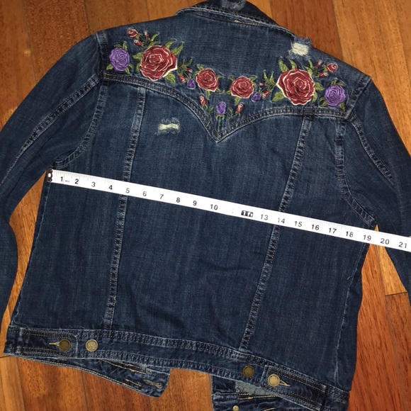 Blank NYC Floral Embroidered Jean Jacket - Picture 11 of 11